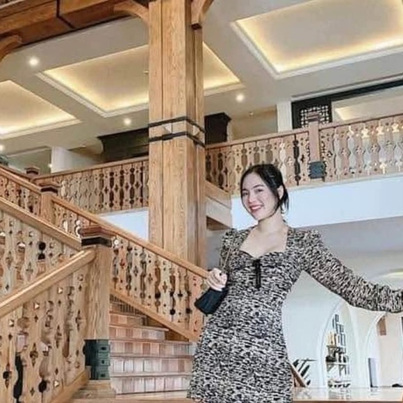 Zara Black and Cream Long Sleeve Dress - Picture 5 of 7